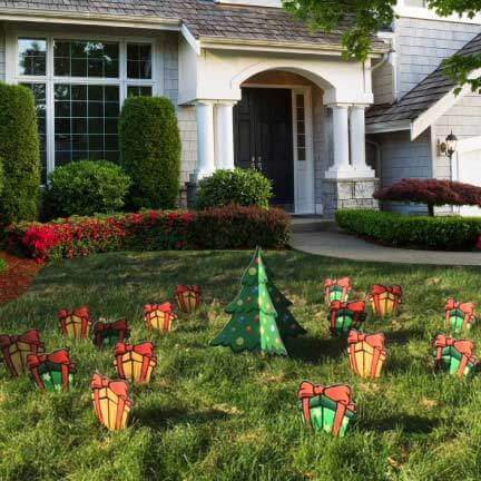 3D Christmas Tree Yard Decorations with 2D Presents - 13 pcs | Short Stakes Included